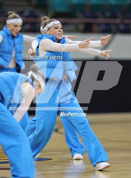 Thumbnail 2 in Fruita Monument (CHSAA 5A State Spirit Championships) photogallery.