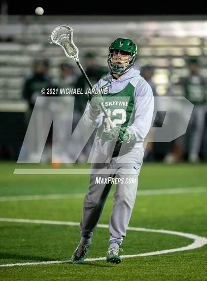 Thumbnail 2 in Skyline vs North Creek (Space Needle Shootout) photogallery.