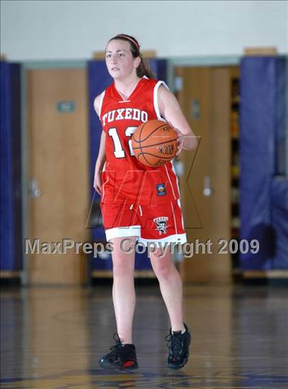 Thumbnail 2 in Tuxedo vs Chapel Field (Warwick Holiday Classic) photogallery.