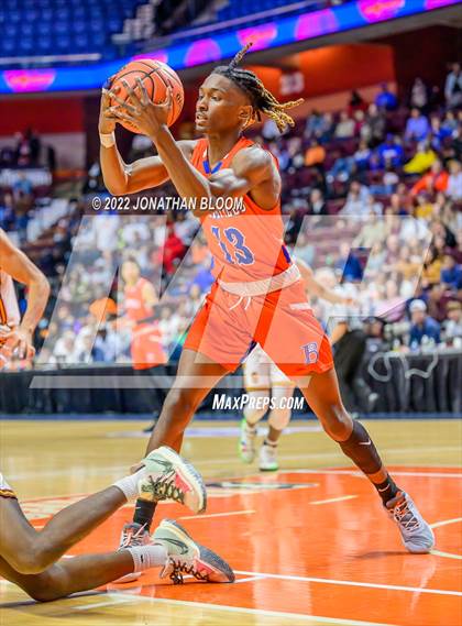 Thumbnail 2 in Bloomfield vs. Granby Memorial (CIAC Class IV Final) photogallery.