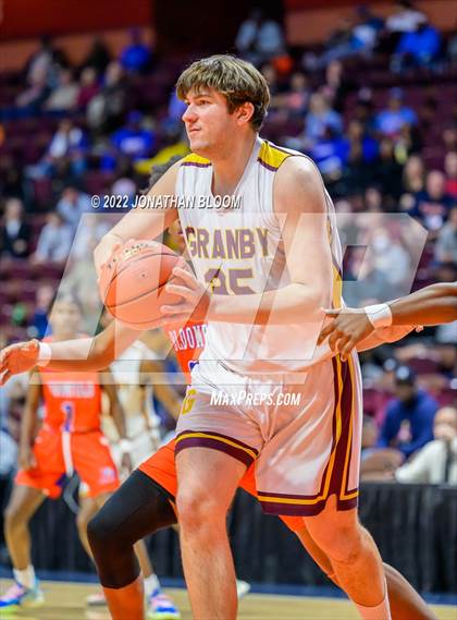 Thumbnail 1 in Bloomfield vs. Granby Memorial (CIAC Class IV Final) photogallery.