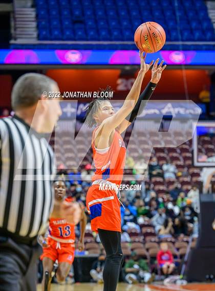 Thumbnail 3 in Bloomfield vs. Granby Memorial (CIAC Class IV Final) photogallery.