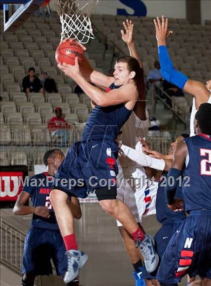 Thumbnail 2 in Northwest vs. Duncanville (Whataburger Tournament) photogallery.
