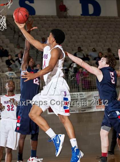 Thumbnail 2 in Northwest vs. Duncanville (Whataburger Tournament) photogallery.