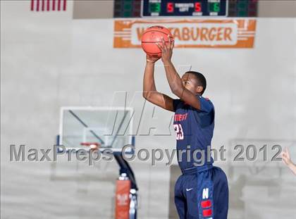 Thumbnail 3 in Northwest vs. Duncanville (Whataburger Tournament) photogallery.