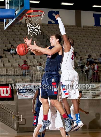 Thumbnail 2 in Northwest vs. Duncanville (Whataburger Tournament) photogallery.