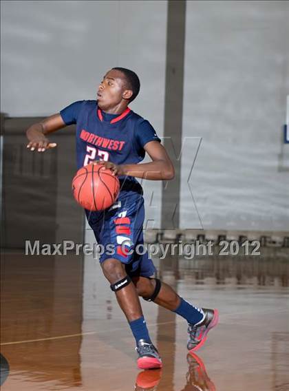 Thumbnail 2 in Northwest vs. Duncanville (Whataburger Tournament) photogallery.