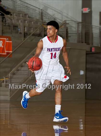 Thumbnail 1 in Northwest vs. Duncanville (Whataburger Tournament) photogallery.