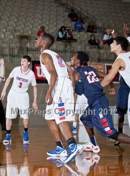 Thumbnail 2 in Northwest vs. Duncanville (Whataburger Tournament) photogallery.