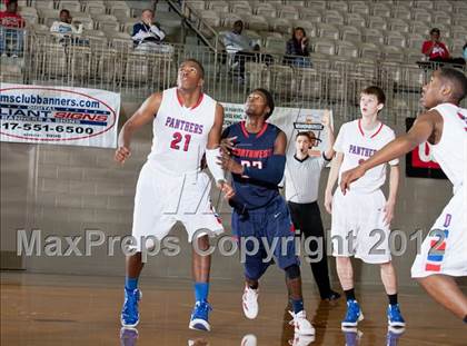 Thumbnail 1 in Northwest vs. Duncanville (Whataburger Tournament) photogallery.