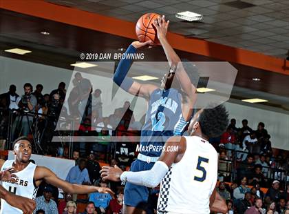 Thumbnail 2 in Dorman vs. Keenan (Chick-Fil-A Classic) photogallery.
