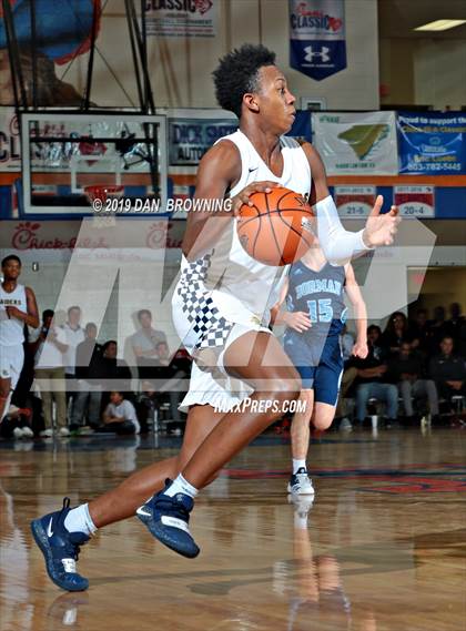 Thumbnail 3 in Dorman vs. Keenan (Chick-Fil-A Classic) photogallery.