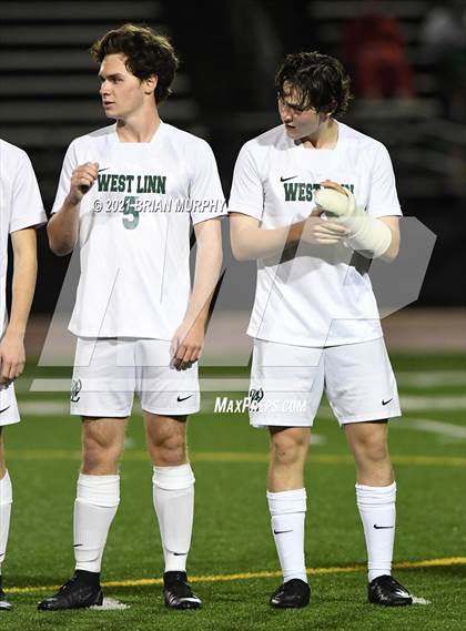 Thumbnail 2 in West Linn vs. Jesuit (OSAA 6A Semifinal) photogallery.