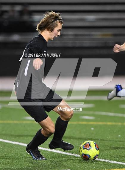 Thumbnail 3 in West Linn vs. Jesuit (OSAA 6A Semifinal) photogallery.