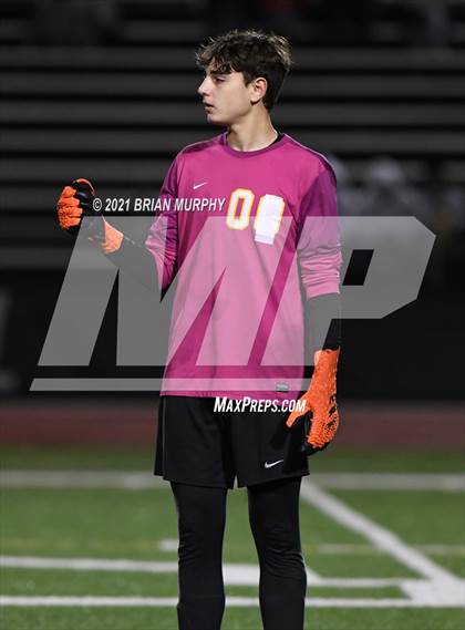 Thumbnail 1 in West Linn vs. Jesuit (OSAA 6A Semifinal) photogallery.