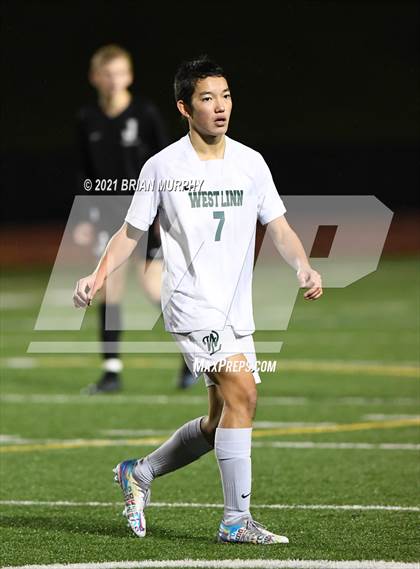 Thumbnail 2 in West Linn vs. Jesuit (OSAA 6A Semifinal) photogallery.