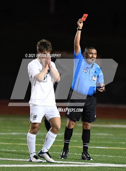 Thumbnail 1 in West Linn vs. Jesuit (OSAA 6A Semifinal) photogallery.