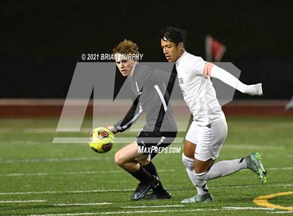 Thumbnail 3 in West Linn vs. Jesuit (OSAA 6A Semifinal) photogallery.