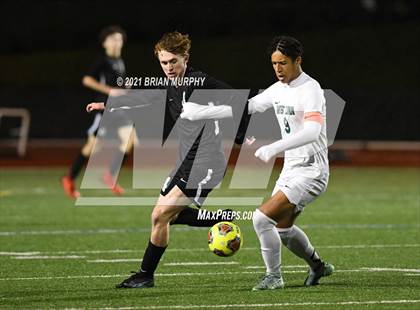 Thumbnail 1 in West Linn vs. Jesuit (OSAA 6A Semifinal) photogallery.
