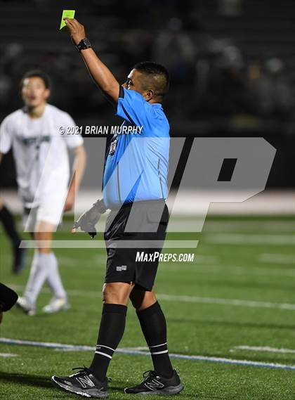 Thumbnail 2 in West Linn vs. Jesuit (OSAA 6A Semifinal) photogallery.