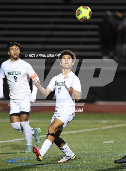 Thumbnail 3 in West Linn vs. Jesuit (OSAA 6A Semifinal) photogallery.