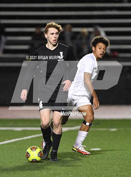 Thumbnail 2 in West Linn vs. Jesuit (OSAA 6A Semifinal) photogallery.