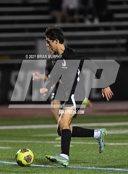 Thumbnail 1 in West Linn vs. Jesuit (OSAA 6A Semifinal) photogallery.