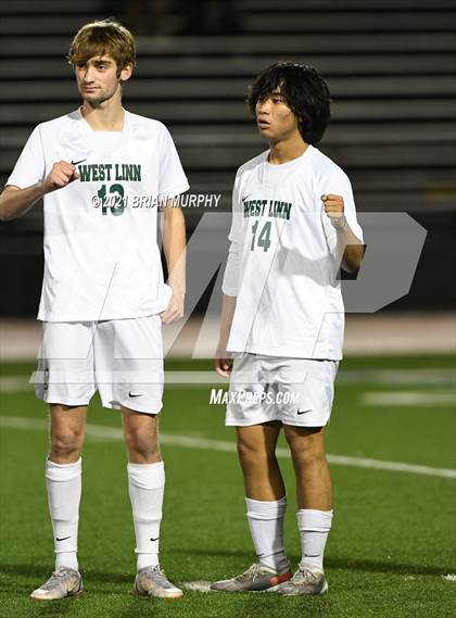 Thumbnail 3 in West Linn vs. Jesuit (OSAA 6A Semifinal) photogallery.