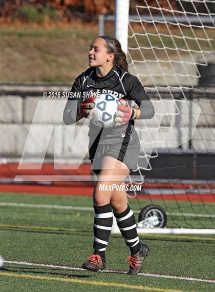 Thumbnail 3 in Millbury vs. Auburn (MIAA Division 3 Central Final) photogallery.