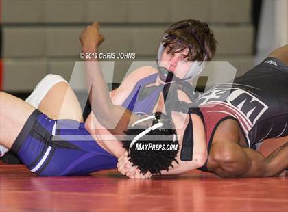 Thumbnail 2 in Granite City IHSA 3A Regional photogallery.
