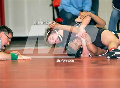 Thumbnail 3 in Granite City IHSA 3A Regional photogallery.