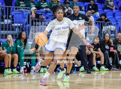 Thumbnail 3 in Bradwell Institute vs. Langston Hughes (GHSA 5A Semifinal) photogallery.