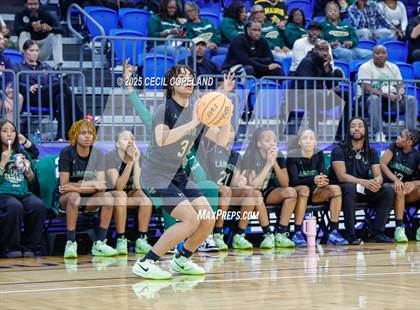 Thumbnail 3 in Bradwell Institute vs. Langston Hughes (GHSA 5A Semifinal) photogallery.