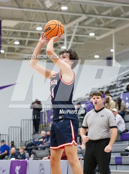 Thumbnail 1 in Hebron @ Cascia Hall (Hoopin on the Hill) photogallery.