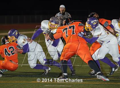 Thumbnail 1 in Farmersville vs. Commerce (UIL 3A Division 1 Region 2 Bi-District) photogallery.