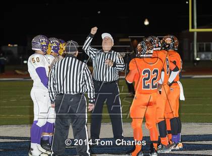 Thumbnail 2 in Farmersville vs. Commerce (UIL 3A Division 1 Region 2 Bi-District) photogallery.