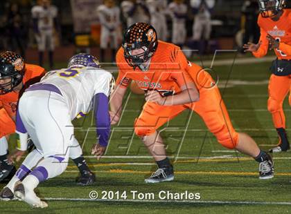 Thumbnail 1 in Farmersville vs. Commerce (UIL 3A Division 1 Region 2 Bi-District) photogallery.
