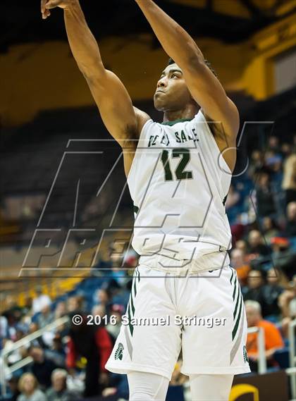 Thumbnail 1 in Orange Lutheran vs. De La Salle (MaxPreps MLK Classic) photogallery.