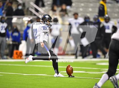 Thumbnail 2 in Dekaney @ Bridgeland (UIL 6A Area Playoff) photogallery.