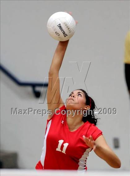 Thumbnail 3 in Redlands East Valley vs. Corona del Mar (CIF SS D2AA Final) photogallery.