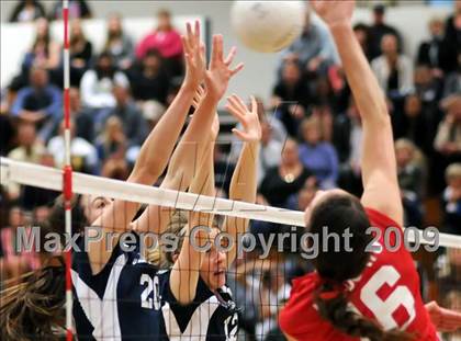Thumbnail 2 in Redlands East Valley vs. Corona del Mar (CIF SS D2AA Final) photogallery.