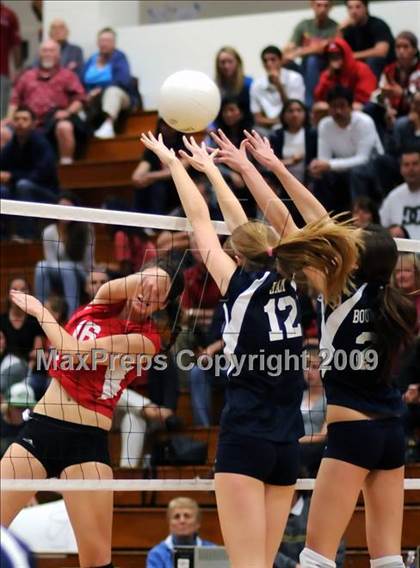 Thumbnail 3 in Redlands East Valley vs. Corona del Mar (CIF SS D2AA Final) photogallery.