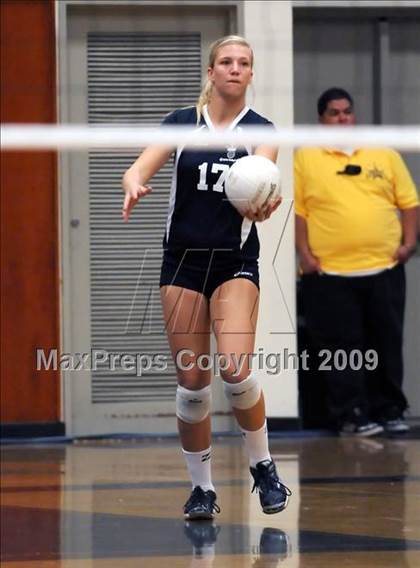 Thumbnail 3 in Redlands East Valley vs. Corona del Mar (CIF SS D2AA Final) photogallery.