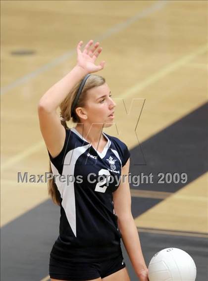 Thumbnail 2 in Redlands East Valley vs. Corona del Mar (CIF SS D2AA Final) photogallery.