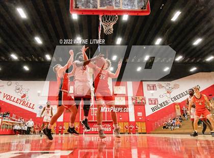 Thumbnail 3 in Ryle @ Holmes photogallery.