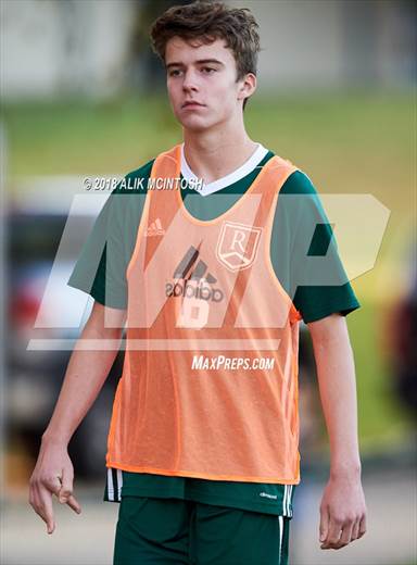 null - Photo 01