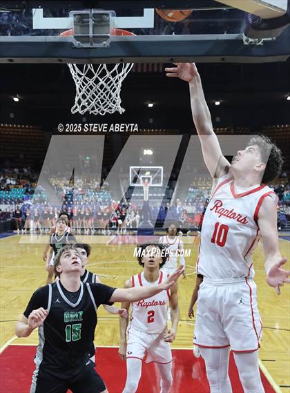Thumbnail 2 in ThunderRidge vs. Eaglecrest (CHSAA 6A Great 8) photogallery.