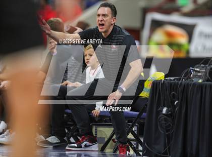 Thumbnail 2 in ThunderRidge vs. Eaglecrest (CHSAA 6A Great 8) photogallery.