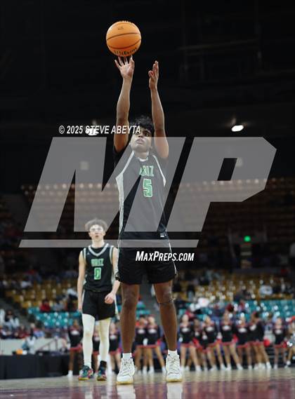 Thumbnail 2 in ThunderRidge vs. Eaglecrest (CHSAA 6A Great 8) photogallery.