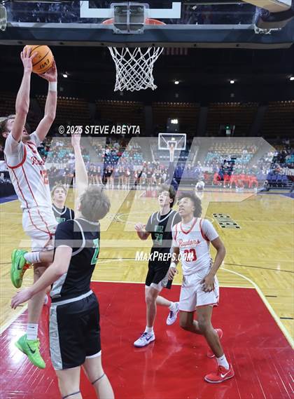 Thumbnail 3 in ThunderRidge vs. Eaglecrest (CHSAA 6A Great 8) photogallery.